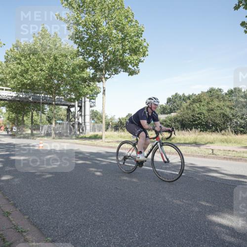09.08.2026 - GEWOBA Citytriathlon Bremen Michael Burmester http://msf.ph/oto/9953203 09.08.2026 10:39:14 Radfahren 81, 420, 429 meine-sportfotos.de