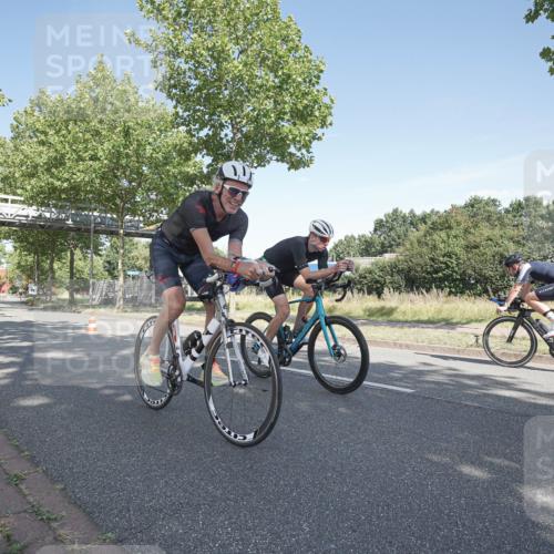 09.08.2026 - GEWOBA Citytriathlon Bremen Michael Burmester http://msf.ph/oto/9953348 09.08.2026 10:42:29 Radfahren 199, 286, 297, 322, 422, 475 meine-sportfotos.de