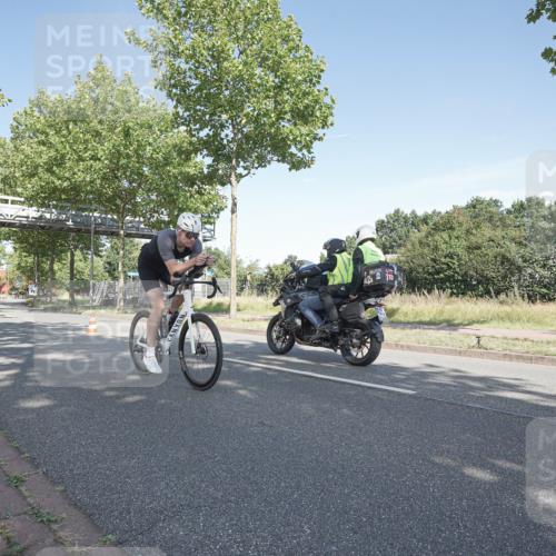 09.08.2026 - GEWOBA Citytriathlon Bremen Michael Burmester http://msf.ph/oto/9953363 09.08.2026 10:42:51 Radfahren 318, 323, 529 meine-sportfotos.de