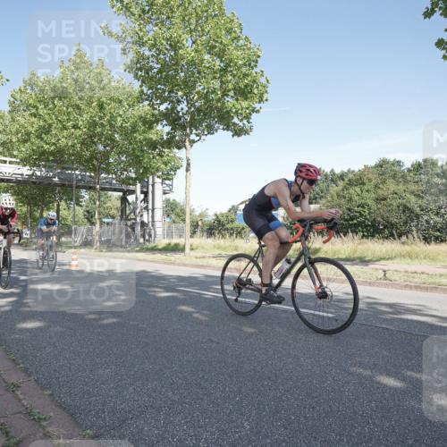 09.08.2026 - GEWOBA Citytriathlon Bremen Michael Burmester http://msf.ph/oto/9953386 09.08.2026 10:43:22 Radfahren 290, 315, 319, 321, 427, 463 meine-sportfotos.de