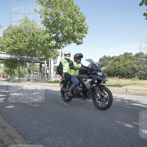 09.08.2026 - GEWOBA Citytriathlon Bremen Michael Burmester http://msf.ph/oto/9953392 09.08.2026 10:43:25 Radfahren 290, 315, 319, 321, 463 meine-sportfotos.de