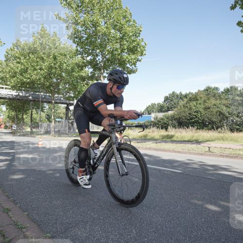 09.08.2026 - GEWOBA Citytriathlon Bremen Michael Burmester http://msf.ph/oto/9953396 09.08.2026 10:43:27 Radfahren 290, 315, 319, 375, 463 meine-sportfotos.de