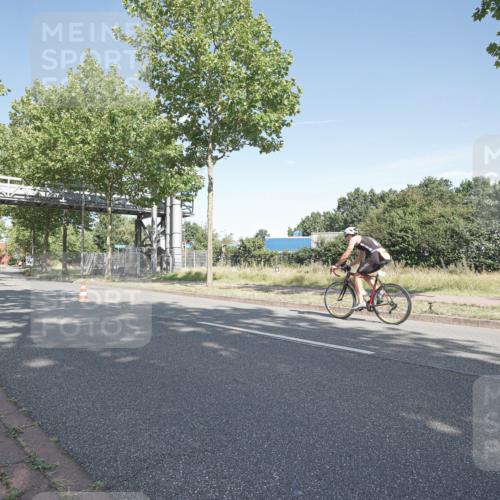 09.08.2026 - GEWOBA Citytriathlon Bremen Michael Burmester http://msf.ph/oto/9953408 09.08.2026 10:43:57 Radfahren 296, 336, 402, 441 meine-sportfotos.de