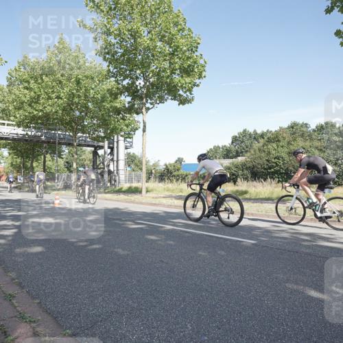 09.08.2026 - GEWOBA Citytriathlon Bremen Michael Burmester http://msf.ph/oto/9953465 09.08.2026 10:45:35 Radfahren 355 meine-sportfotos.de