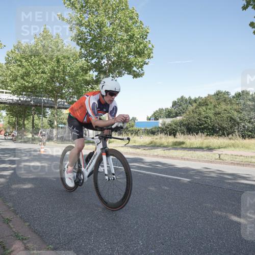 09.08.2026 - GEWOBA Citytriathlon Bremen Michael Burmester http://msf.ph/oto/9953488 09.08.2026 10:45:56 Radfahren 339, 400, 465, 478, 528 meine-sportfotos.de