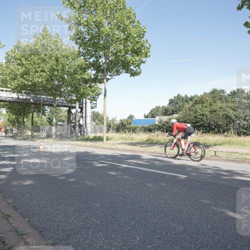 09.08.2026 - GEWOBA Citytriathlon Bremen Michael Burmester http://msf.ph/oto/9953504 09.08.2026 10:46:16 Radfahren 325, 328, 332, 343, 364, 366, 379, 407, 408, 502 meine-sportfotos.de