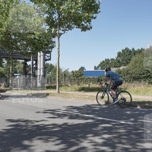 09.08.2026 - GEWOBA Citytriathlon Bremen Michael Burmester http://msf.ph/oto/9953509 09.08.2026 14:19:23 Radfahren 197, 204, 216, 230, 261, 335, 434, 487, 521, 523 meine-sportfotos.de