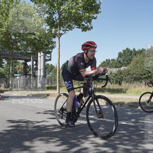 09.08.2026 - GEWOBA Citytriathlon Bremen Michael Burmester http://msf.ph/oto/9953511 09.08.2026 14:19:26 Radfahren 197, 204, 230, 261, 281, 330, 335, 342, 434, 487, 521, 523 meine-sportfotos.de