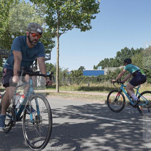 09.08.2026 - GEWOBA Citytriathlon Bremen Michael Burmester http://msf.ph/oto/9953606 09.08.2026 14:20:17 Radfahren 199, 313, 368, 398, 417, 431, 456, 482, 532 meine-sportfotos.de