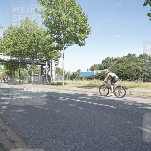09.08.2026 - GEWOBA Citytriathlon Bremen Michael Burmester http://msf.ph/oto/9953615 09.08.2026 10:48:00 Radfahren 25, 177, 300, 327, 363, 396 meine-sportfotos.de