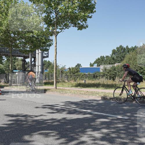 09.08.2026 - GEWOBA Citytriathlon Bremen Michael Burmester http://msf.ph/oto/9953668 09.08.2026 14:21:01 Radfahren 30, 198, 214, 231, 252, 255, 268, 390, 409, 479, 508, 515 meine-sportfotos.de