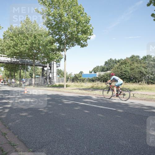 09.08.2026 - GEWOBA Citytriathlon Bremen Michael Burmester http://msf.ph/oto/9953692 09.08.2026 10:49:35 Radfahren 299, 320, 413, 508 meine-sportfotos.de