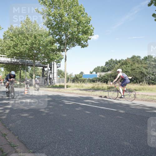 09.08.2026 - GEWOBA Citytriathlon Bremen Michael Burmester http://msf.ph/oto/9953717 09.08.2026 10:49:59 Radfahren 317, 334, 410, 458, 489 meine-sportfotos.de
