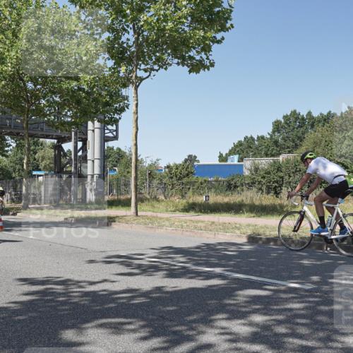 09.08.2026 - GEWOBA Citytriathlon Bremen Michael Burmester http://msf.ph/oto/9953736 09.08.2026 14:21:49 Radfahren 23, 195, 358, 393, 423, 437, 442, 449 meine-sportfotos.de