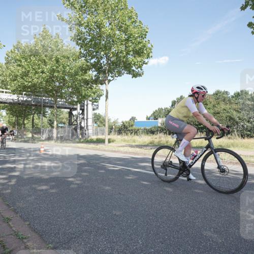 09.08.2026 - GEWOBA Citytriathlon Bremen Michael Burmester http://msf.ph/oto/9953779 09.08.2026 10:50:43 Radfahren 1, 7, 83, 137, 167, 313, 337, 450, 470, 481, 482, 486, 526, 532 meine-sportfotos.de