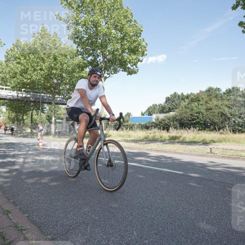 09.08.2026 - GEWOBA Citytriathlon Bremen Michael Burmester http://msf.ph/oto/9953819 09.08.2026 10:51:06 Radfahren 173, 311, 330, 344, 370, 452, 453, 493, 500, 503 meine-sportfotos.de