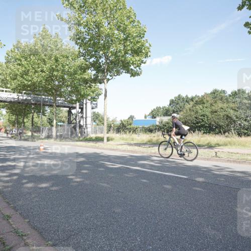 09.08.2026 - GEWOBA Citytriathlon Bremen Michael Burmester http://msf.ph/oto/9953827 09.08.2026 10:51:11 Radfahren 173, 311, 344, 453, 456, 493, 500, 503 meine-sportfotos.de