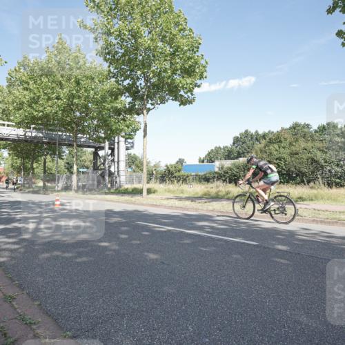 09.08.2026 - GEWOBA Citytriathlon Bremen Michael Burmester http://msf.ph/oto/9953895 09.08.2026 10:52:32 Radfahren 443, 510 meine-sportfotos.de