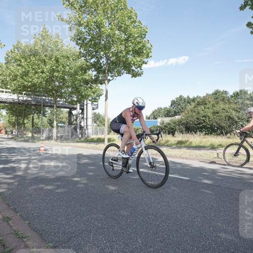 09.08.2026 - GEWOBA Citytriathlon Bremen Michael Burmester http://msf.ph/oto/9953897 09.08.2026 10:52:39 Radfahren 181, 305, 510 meine-sportfotos.de