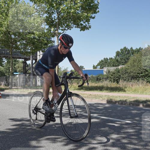 09.08.2026 - GEWOBA Citytriathlon Bremen Michael Burmester http://msf.ph/oto/9953904 09.08.2026 14:23:53 Radfahren 246, 248, 430, 435, 465, 471, 472, 478, 489, 494, 516 meine-sportfotos.de