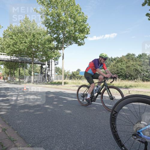 09.08.2026 - GEWOBA Citytriathlon Bremen Michael Burmester http://msf.ph/oto/9953954 09.08.2026 10:53:27 Radfahren 3, 19, 21, 107, 139, 151, 179, 423, 439, 461, 474, 477, 495, 522 meine-sportfotos.de