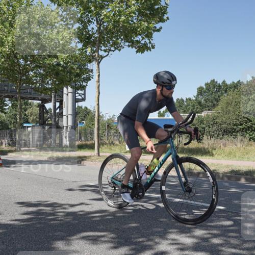09.08.2026 - GEWOBA Citytriathlon Bremen Michael Burmester http://msf.ph/oto/9953959 09.08.2026 14:24:43 Radfahren 120, 141, 160, 367, 414, 451, 460, 488, 496, 499, 514 meine-sportfotos.de