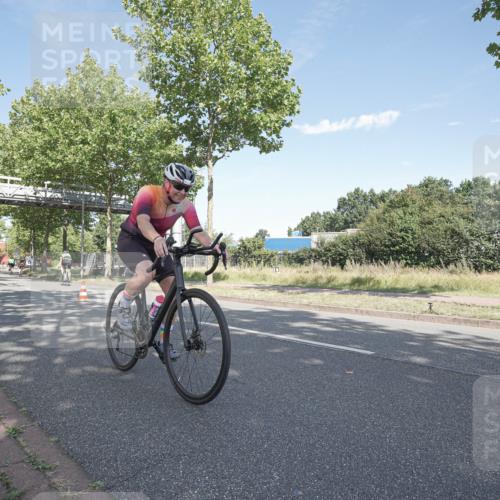 09.08.2026 - GEWOBA Citytriathlon Bremen Michael Burmester http://msf.ph/oto/9953996 09.08.2026 10:53:55 Radfahren 153, 193, 292, 367, 473, 492, 501 meine-sportfotos.de