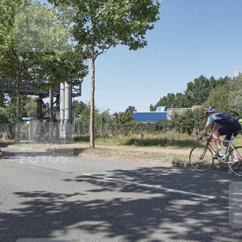 09.08.2026 - GEWOBA Citytriathlon Bremen Michael Burmester http://msf.ph/oto/9954021 09.08.2026 14:25:37 Radfahren 140, 184, 333, 445 meine-sportfotos.de