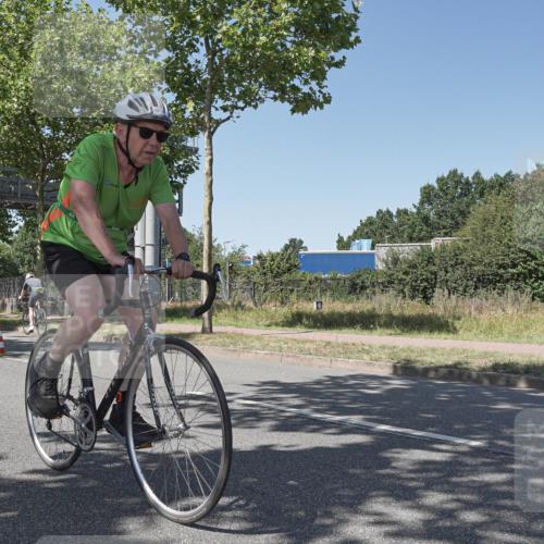 09.08.2026 - GEWOBA Citytriathlon Bremen Michael Burmester http://msf.ph/oto/9954034 09.08.2026 14:25:50 Radfahren 78, 140, 184, 185, 189, 387, 445, 464 meine-sportfotos.de
