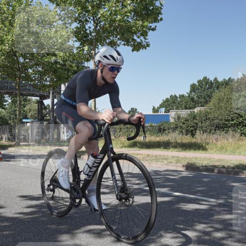 09.08.2026 - GEWOBA Citytriathlon Bremen Michael Burmester http://msf.ph/oto/9954079 09.08.2026 14:26:33 Radfahren 15, 16, 29, 32, 176, 178, 408, 497 meine-sportfotos.de