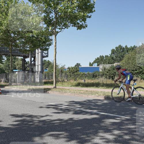09.08.2026 - GEWOBA Citytriathlon Bremen Michael Burmester http://msf.ph/oto/9954112 09.08.2026 14:27:16 Radfahren 1, 156, 427, 447, 461 meine-sportfotos.de