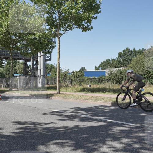 09.08.2026 - GEWOBA Citytriathlon Bremen Michael Burmester http://msf.ph/oto/9954133 09.08.2026 14:27:48 Radfahren 81, 251, 443, 446 meine-sportfotos.de