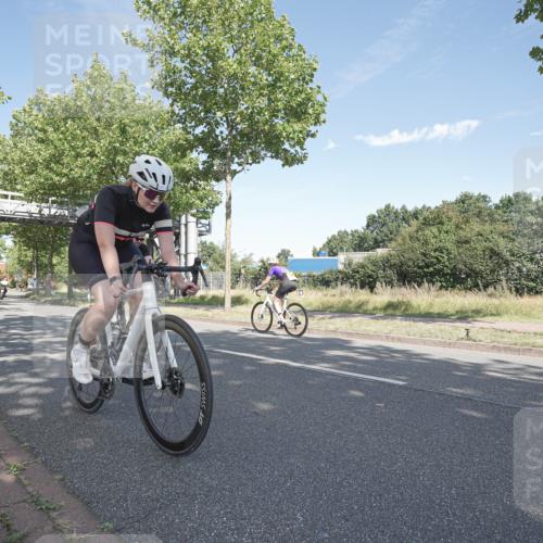 09.08.2026 - GEWOBA Citytriathlon Bremen Michael Burmester http://msf.ph/oto/9954134 09.08.2026 10:55:52 Radfahren 31, 41, 45, 93, 119, 155, 157, 211, 440, 487, 491, 494 meine-sportfotos.de