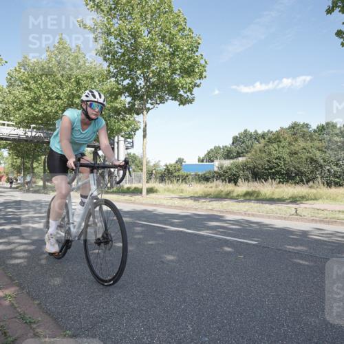 09.08.2026 - GEWOBA Citytriathlon Bremen Michael Burmester http://msf.ph/oto/9954174 09.08.2026 10:56:24 Radfahren 55, 61, 67, 163, 217, 225 meine-sportfotos.de