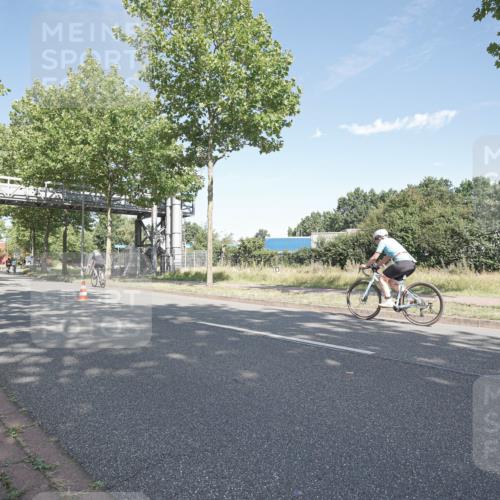 09.08.2026 - GEWOBA Citytriathlon Bremen Michael Burmester http://msf.ph/oto/9954186 09.08.2026 10:56:36 Radfahren 217, 225, 504 meine-sportfotos.de