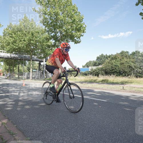 09.08.2026 - GEWOBA Citytriathlon Bremen Michael Burmester http://msf.ph/oto/9954198 09.08.2026 10:56:51 Radfahren 35, 75, 113, 147, 149, 399, 460, 480, 504 meine-sportfotos.de