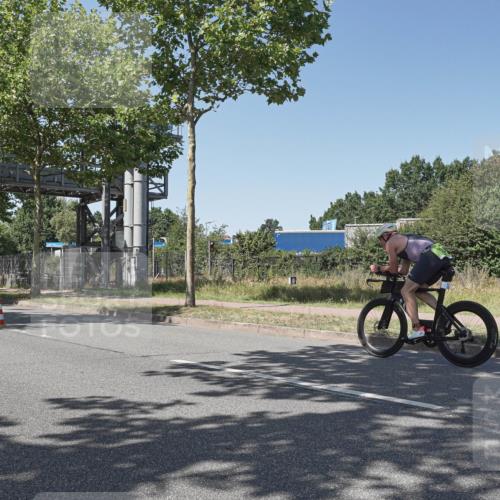 09.08.2026 - GEWOBA Citytriathlon Bremen Michael Burmester http://msf.ph/oto/9954240 09.08.2026 14:29:22 Radfahren 35, 490 meine-sportfotos.de