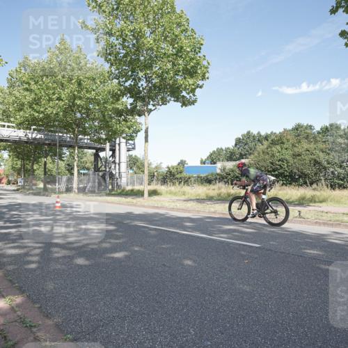 09.08.2026 - GEWOBA Citytriathlon Bremen Michael Burmester http://msf.ph/oto/9954277 09.08.2026 10:59:32 Radfahren 245 meine-sportfotos.de