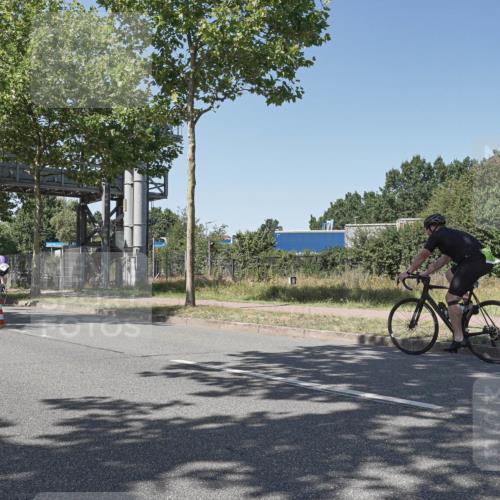 09.08.2026 - GEWOBA Citytriathlon Bremen Michael Burmester http://msf.ph/oto/9954281 09.08.2026 14:29:55 Radfahren 164, 418, 469, 512 meine-sportfotos.de