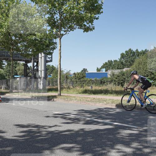 09.08.2026 - GEWOBA Citytriathlon Bremen Michael Burmester http://msf.ph/oto/9954311 09.08.2026 14:30:14 Radfahren 26, 137, 139, 169, 279, 304, 401, 407, 512 meine-sportfotos.de