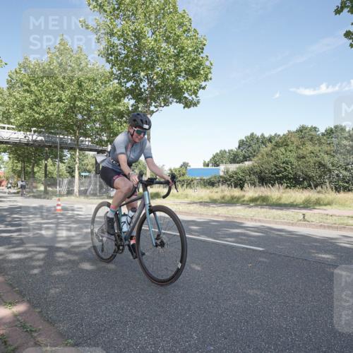 09.08.2026 - GEWOBA Citytriathlon Bremen Michael Burmester http://msf.ph/oto/9954312 09.08.2026 11:00:35 Radfahren 73, 91, 127, 161, 165, 415, 424, 425 meine-sportfotos.de