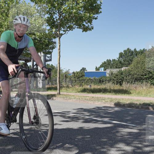 09.08.2026 - GEWOBA Citytriathlon Bremen Michael Burmester http://msf.ph/oto/9954322 09.08.2026 14:30:27 Radfahren 26, 27, 79, 118, 139, 159, 169, 270, 374, 433 meine-sportfotos.de