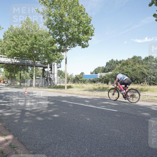 09.08.2026 - GEWOBA Citytriathlon Bremen Michael Burmester http://msf.ph/oto/9954333 09.08.2026 11:00:59 Radfahren 69, 77, 420, 435 meine-sportfotos.de