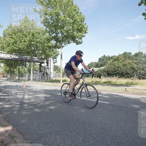 09.08.2026 - GEWOBA Citytriathlon Bremen Michael Burmester http://msf.ph/oto/9954337 09.08.2026 11:01:11 Radfahren 77, 78, 197, 420, 422 meine-sportfotos.de
