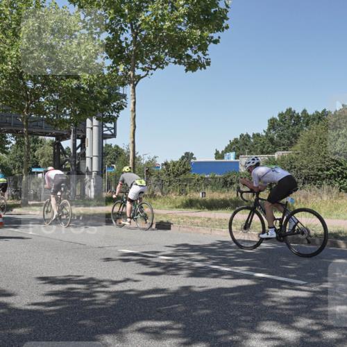 09.08.2026 - GEWOBA Citytriathlon Bremen Michael Burmester http://msf.ph/oto/9954358 09.08.2026 14:30:55 Radfahren 45, 54, 60, 73, 91, 92, 98, 105, 125, 135, 200, 353 meine-sportfotos.de