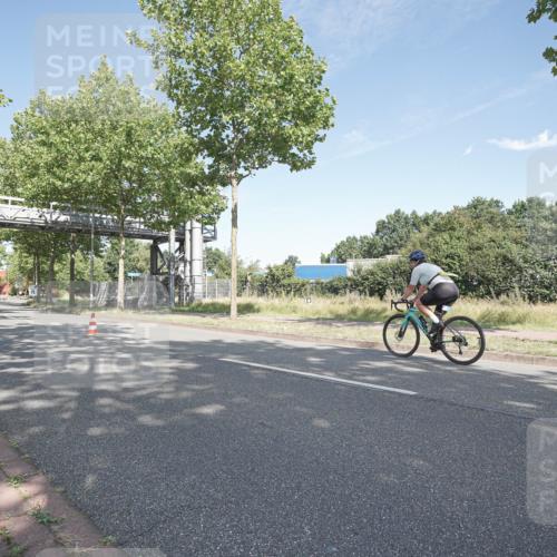 09.08.2026 - GEWOBA Citytriathlon Bremen Michael Burmester http://msf.ph/oto/9954359 09.08.2026 11:02:05 Radfahren 71, 431 meine-sportfotos.de