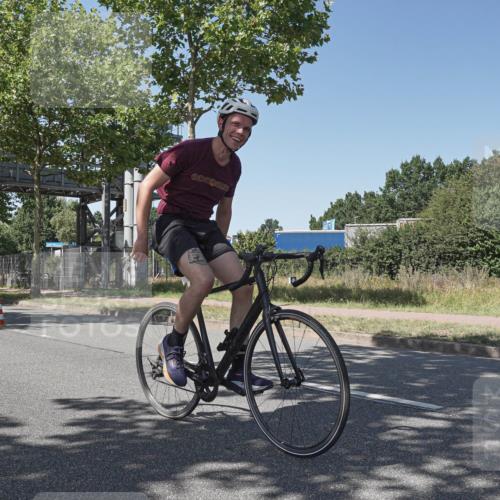 09.08.2026 - GEWOBA Citytriathlon Bremen Michael Burmester http://msf.ph/oto/9954372 09.08.2026 14:31:08 Radfahren 60, 98, 99, 125, 353 meine-sportfotos.de