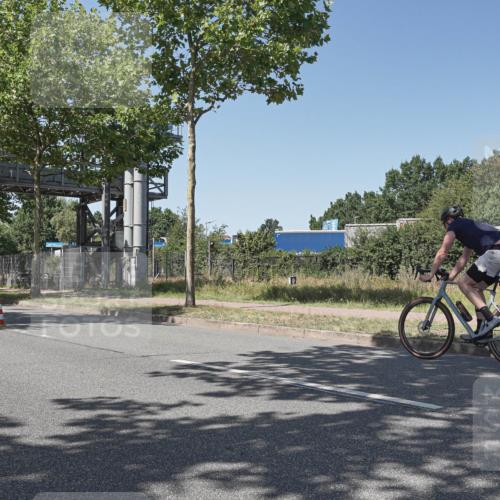 09.08.2026 - GEWOBA Citytriathlon Bremen Michael Burmester http://msf.ph/oto/9954374 09.08.2026 14:31:09 Radfahren 98, 99, 125, 353 meine-sportfotos.de