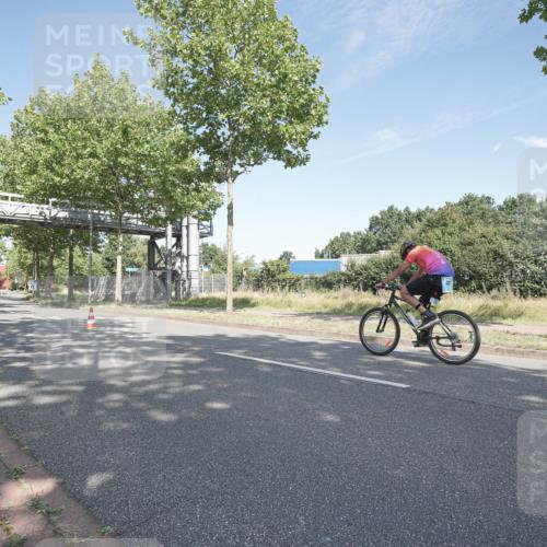 09.08.2026 - GEWOBA Citytriathlon Bremen Michael Burmester http://msf.ph/oto/9954381 09.08.2026 11:03:51 Radfahren 525 meine-sportfotos.de