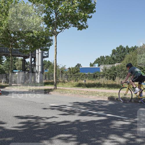 09.08.2026 - GEWOBA Citytriathlon Bremen Michael Burmester http://msf.ph/oto/9954382 09.08.2026 14:31:20 Radfahren 24, 52, 295 meine-sportfotos.de